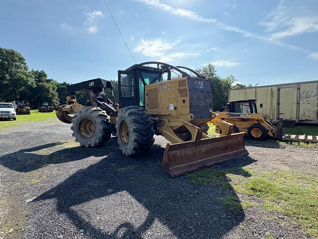 Image of Caterpillar 525D equipment image 2