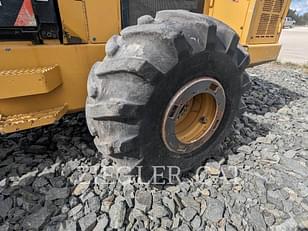 Main image Caterpillar 573C 9