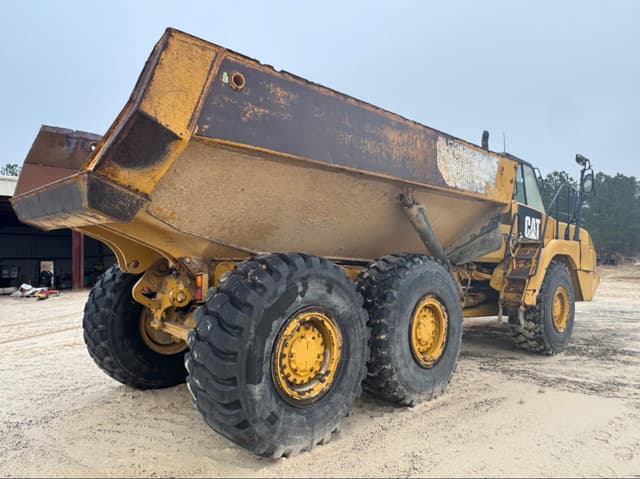 Image of Caterpillar 730C equipment image 4