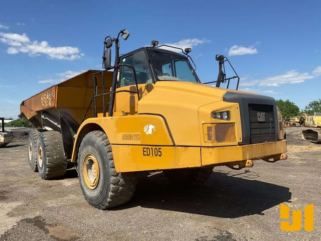 Image of Caterpillar 745C equipment image 2