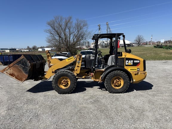 2016 Caterpillar 906M Equipment Image0