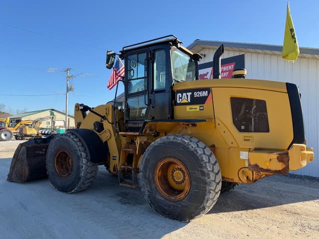 Image of Caterpillar 926M equipment image 2