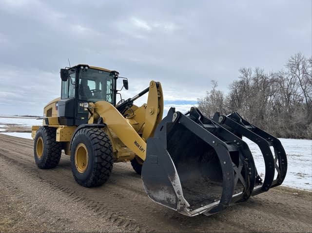 Image of Caterpillar 930M equipment image 2