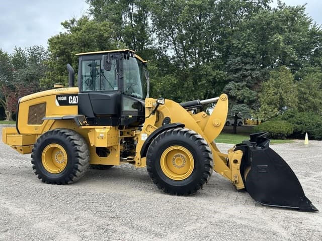 Image of Caterpillar 930M equipment image 1