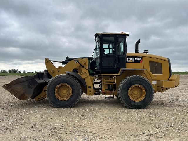 Image of Caterpillar 938M equipment image 1