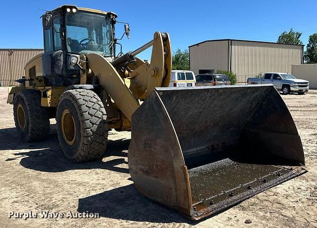 Image of Caterpillar 938M equipment image 2