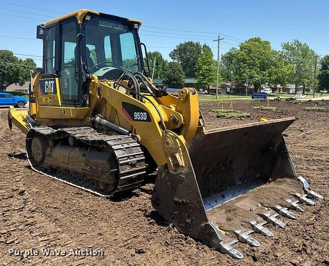 Image of Caterpillar 953D equipment image 2