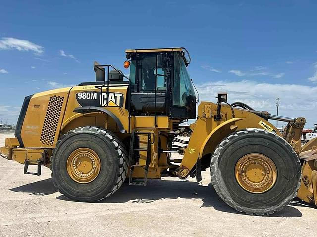 Image of Caterpillar 980M equipment image 3