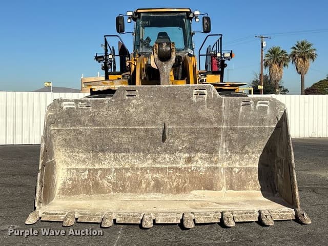 Image of Caterpillar 988K equipment image 1