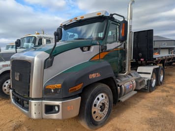 Main image Caterpillar CT660S