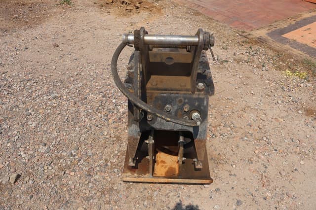 Image of Caterpillar CVP40 equipment image 1