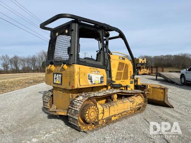 Image of Caterpillar D3K2 equipment image 4