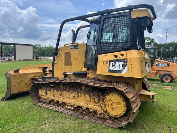 Image of Caterpillar D6K2 equipment image 3