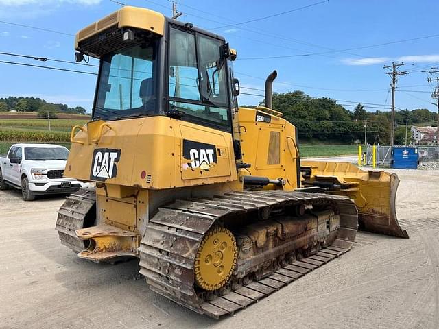 Image of Caterpillar D6K2 equipment image 4