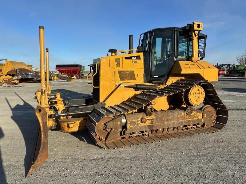 2016 Caterpillar D6N LGP Equipment Image0