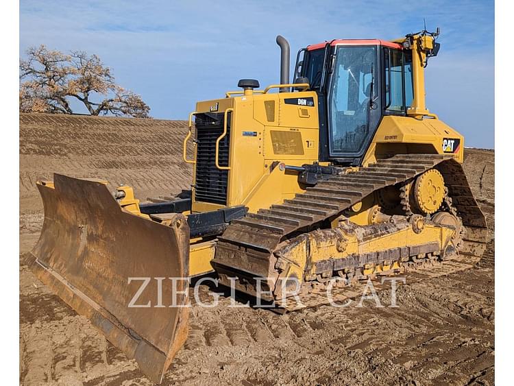 2016 Caterpillar D6N LGP Equipment Image0