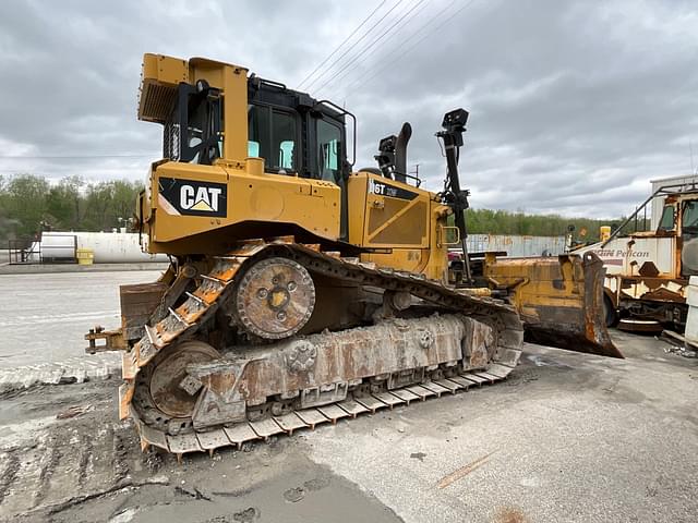 Image of Caterpillar D6T XW equipment image 3