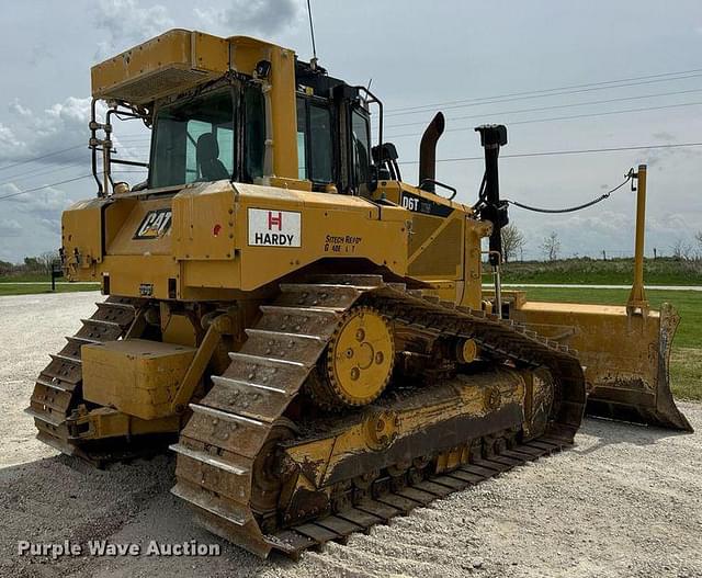 Image of Caterpillar D6T XW equipment image 4