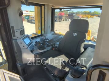 Main image Caterpillar D9T