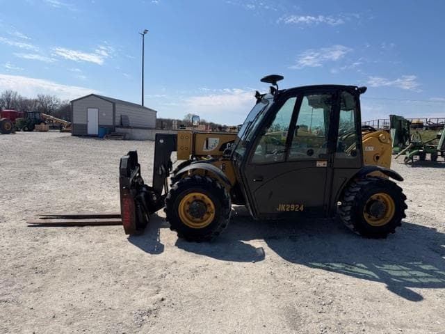Image of Caterpillar TH255C equipment image 1