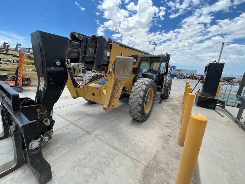 Image of Caterpillar TL1055D Primary Image