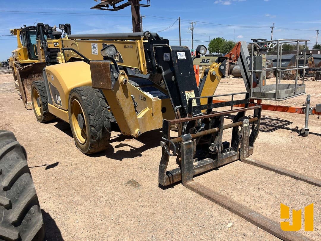 Image of Caterpillar TL943D Primary image