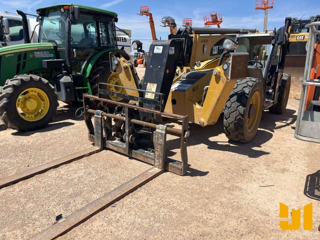 Image of Caterpillar TL943D equipment image 1