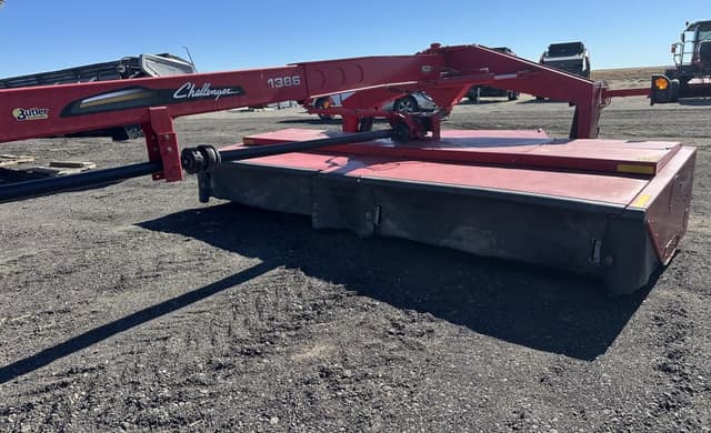 Image of Challenger 1386 equipment image 3