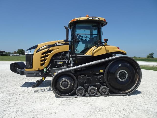 Image of Challenger MT755E equipment image 2