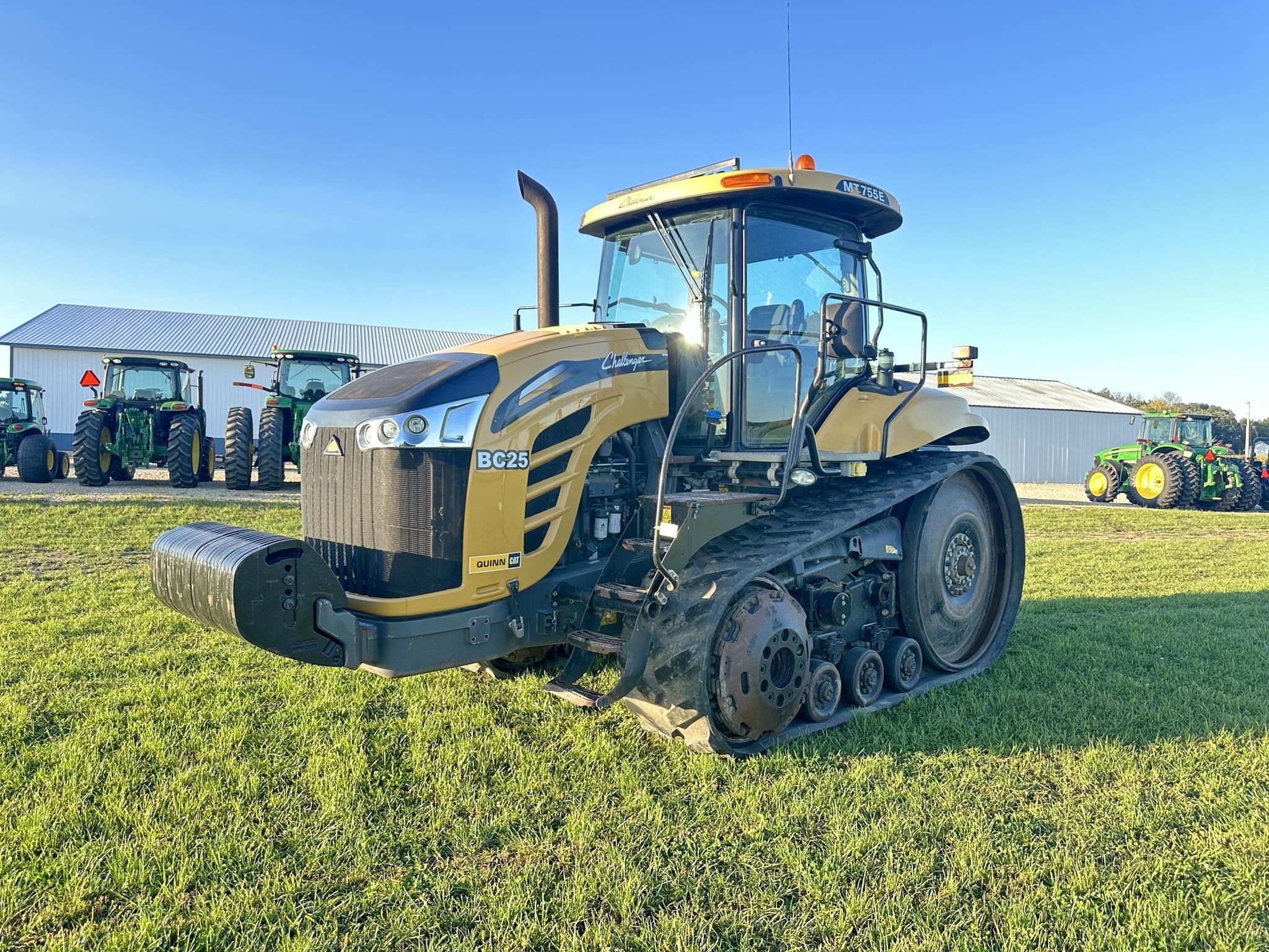 Main image Challenger MT755E