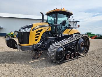 2016 Challenger MT775E Equipment Image0