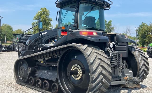 Image of Challenger MT875E equipment image 2