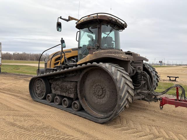 Image of Challenger MT875E equipment image 2