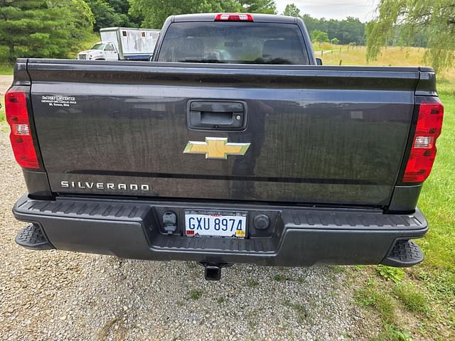 Image of Chevrolet Silverado equipment image 4
