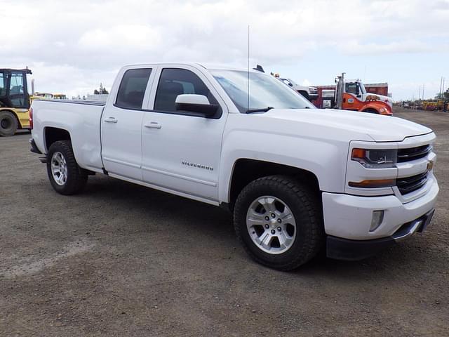 Image of Chevrolet 1500 equipment image 1