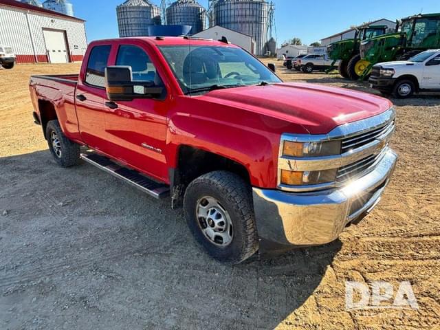 Image of Chevrolet 2500 equipment image 4