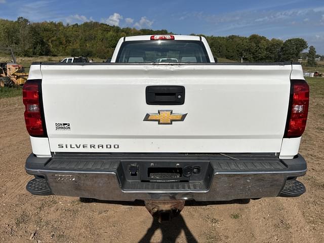 Image of Chevrolet 2500HD equipment image 3