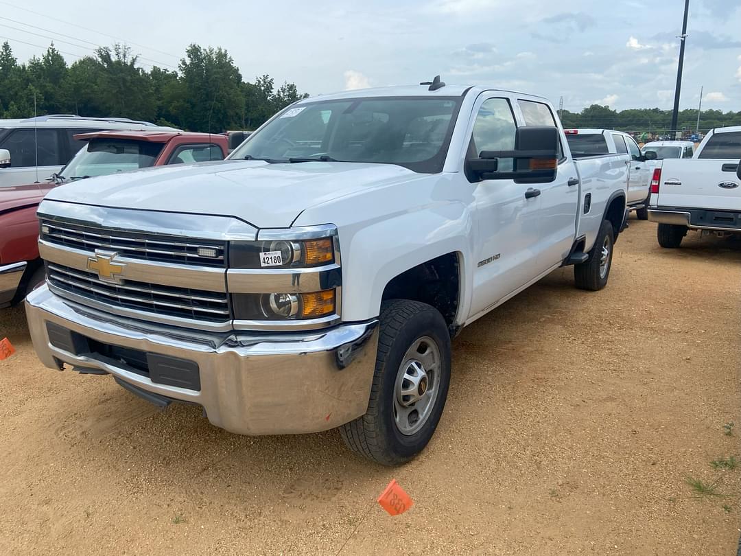 Image of Chevrolet 2500 Primary image