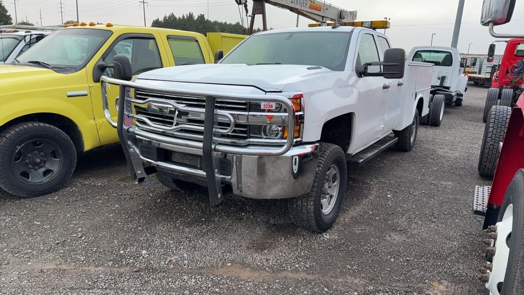2016 Chevrolet 2500 Equipment Image0