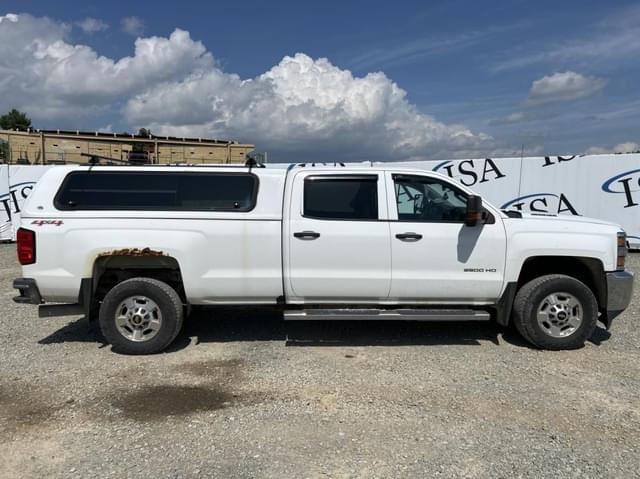 Image of Chevrolet 2500HD equipment image 4