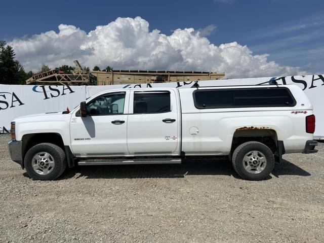 Image of Chevrolet 2500HD equipment image 1