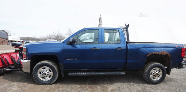 Image of Chevrolet 2500HD equipment image 2