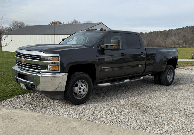 Image of Chevrolet 3500 equipment image 1