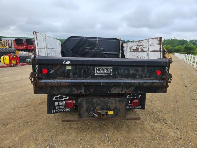 Image of Chevrolet 3500HD equipment image 3