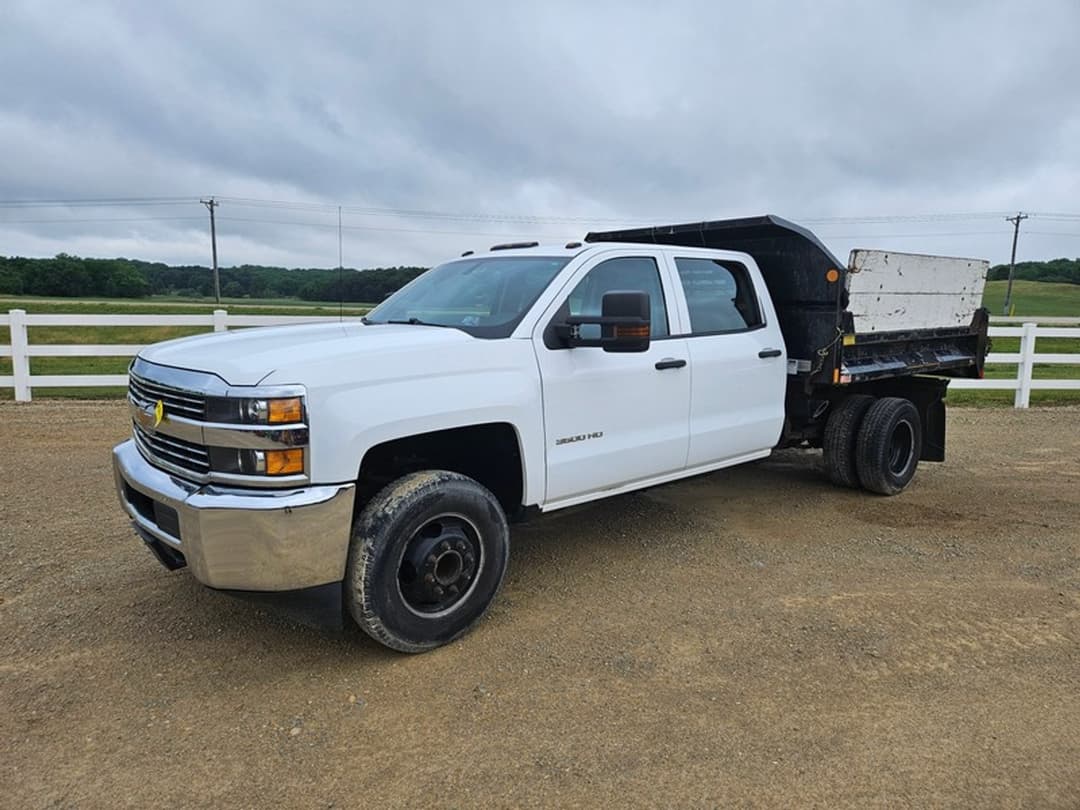 Image of Chevrolet 3500HD Primary image