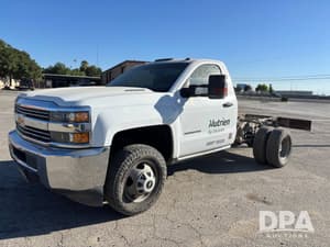 2016 Chevrolet 3500HD Image