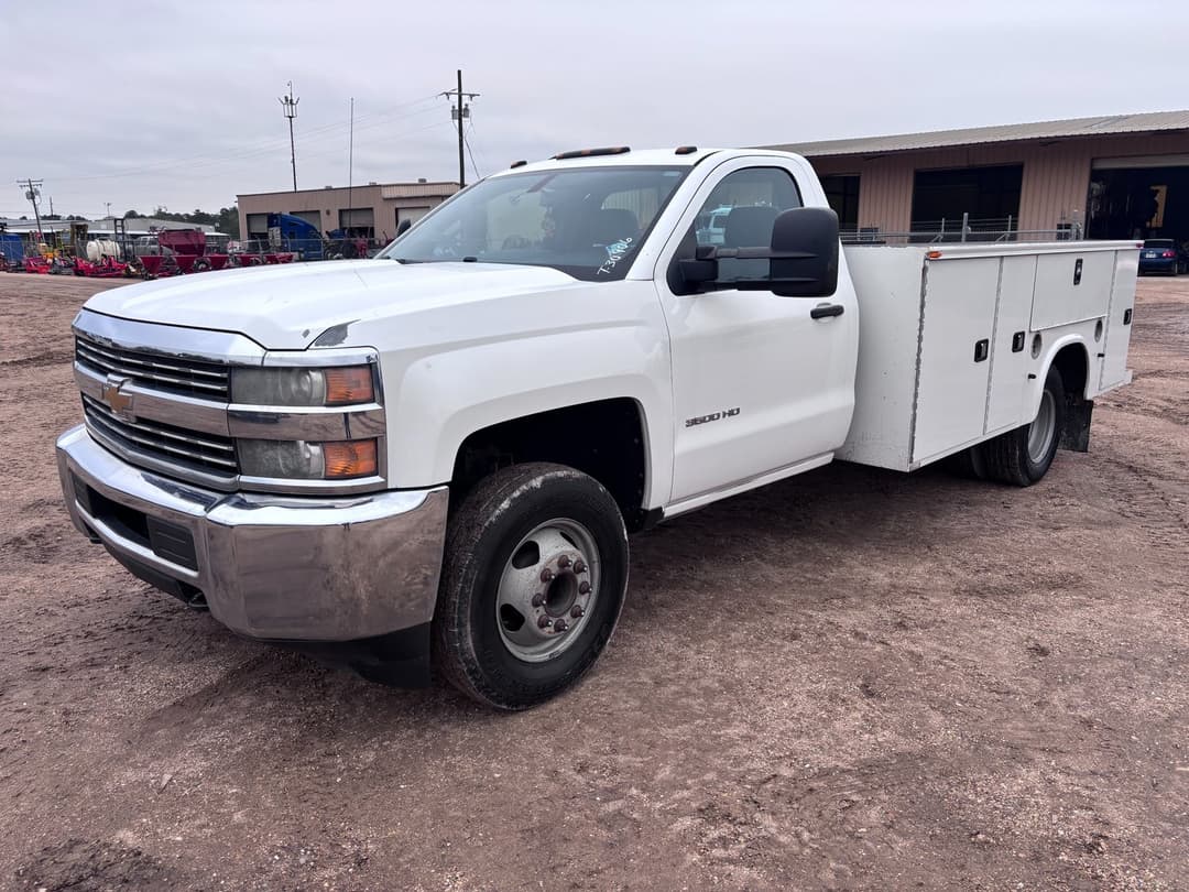 Image of Chevrolet 3500HD Primary image