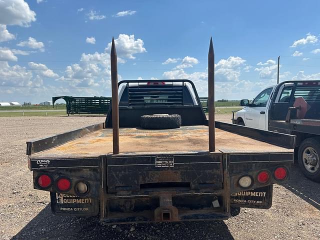 Image of Chevrolet 3500HD equipment image 4