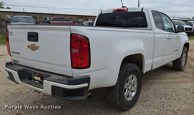 Image of Chevrolet Colorado equipment image 4