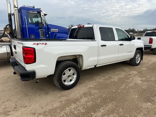 Image of Chevrolet 1500 equipment image 2